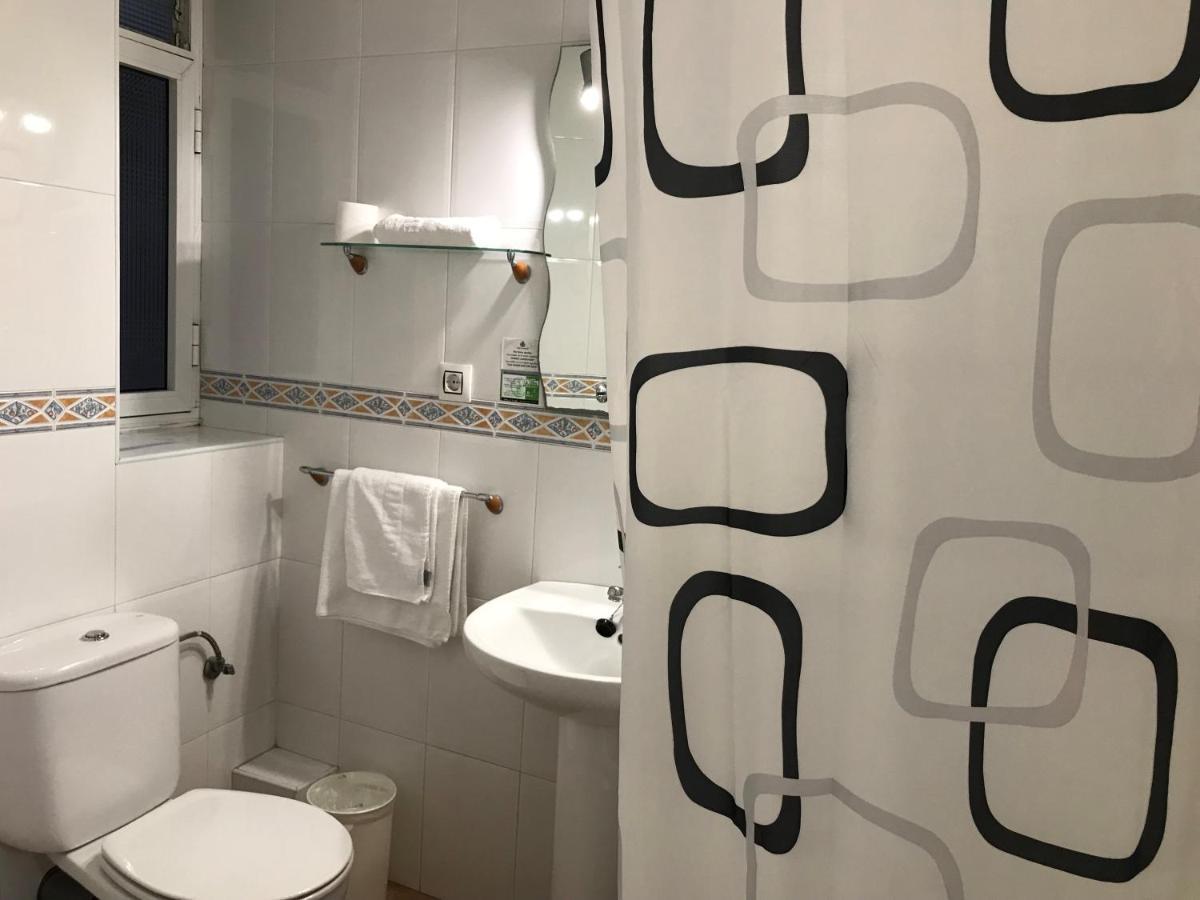 Hostal La Mexicana Santander Esterno foto