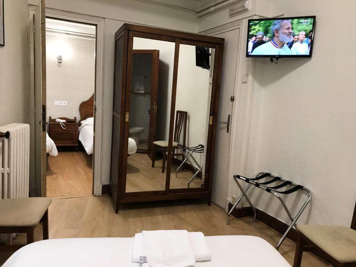 Hostal La Mexicana Santander Esterno foto