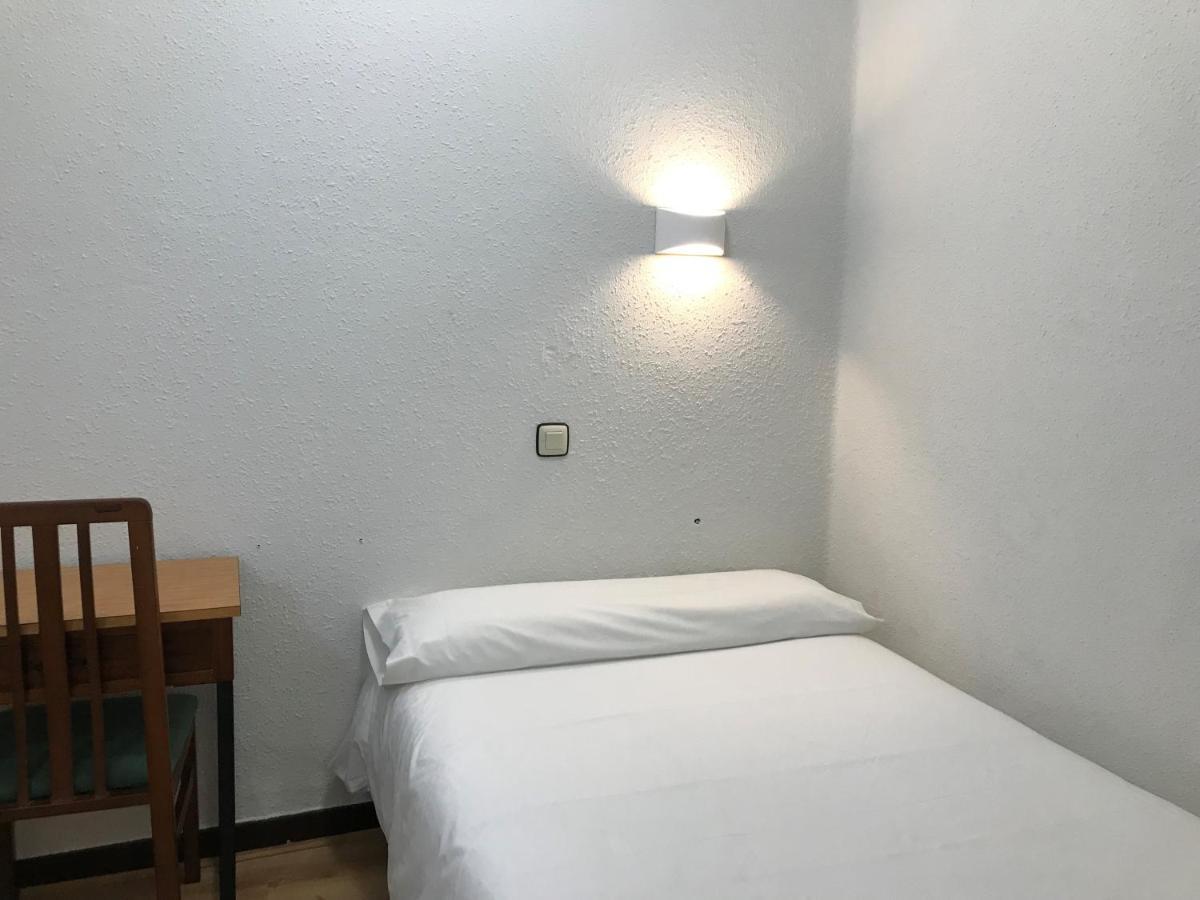 Hostal La Mexicana Santander Esterno foto