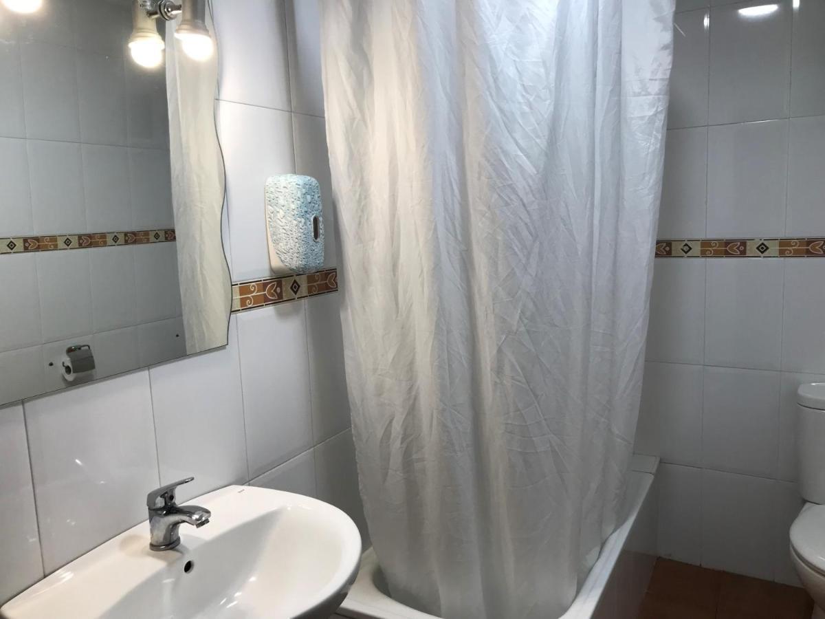Hostal La Mexicana Santander Esterno foto