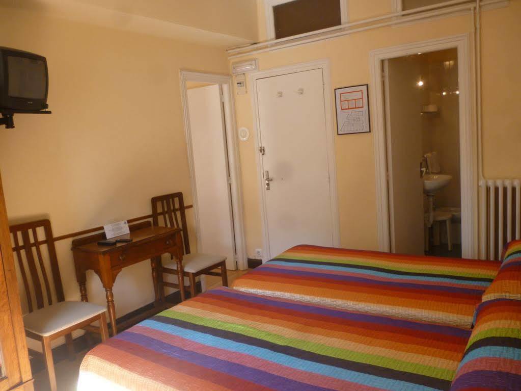 Hostal La Mexicana Santander Esterno foto
